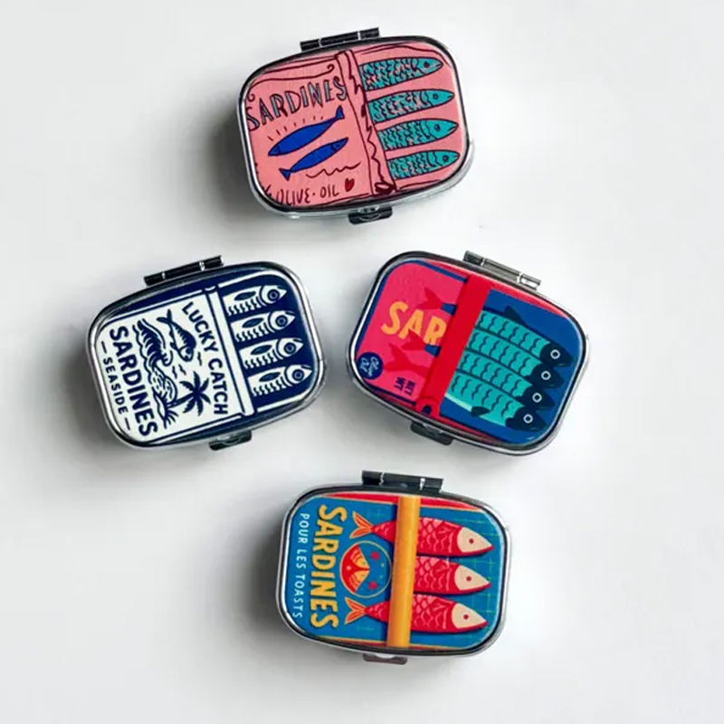 Colorful Sardine Engraved Pill Box Abstract Art Pill Box Cute Mini Medicine Case Portable Pocket Organizer Travel Gift
