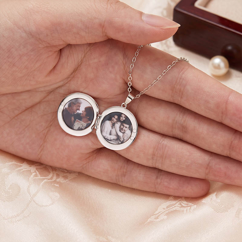 Personalized Birth Flower Photo Locket Necklace with Engraved Name Birthday Anniversary Gift for Women Mom Grandma Gift