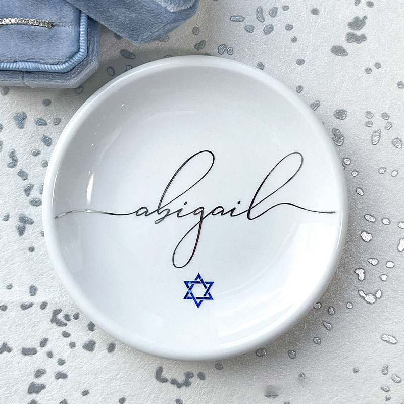 Personalized Hanukkah Ceramic Ring Dish with Custom Name Jewish Trinket Dish Dreidel and Star of David Jewelry Holder Happy Hanukkah Gift for Her