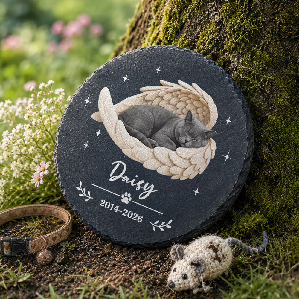 Personalized Angel Wing Pet Photo Round Heart-Shaped Garden Stone with Name and Year Garden Decor Memorial Gift for Dog Cat Owners