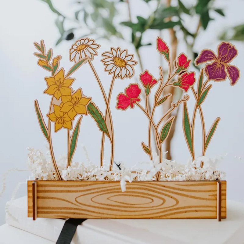 Personalized Gift Custom Engraved Floral Ornament Handmade Family Keepsake Art Piece Wooden Flower Stand For Table Decor Mother's Day Gift
