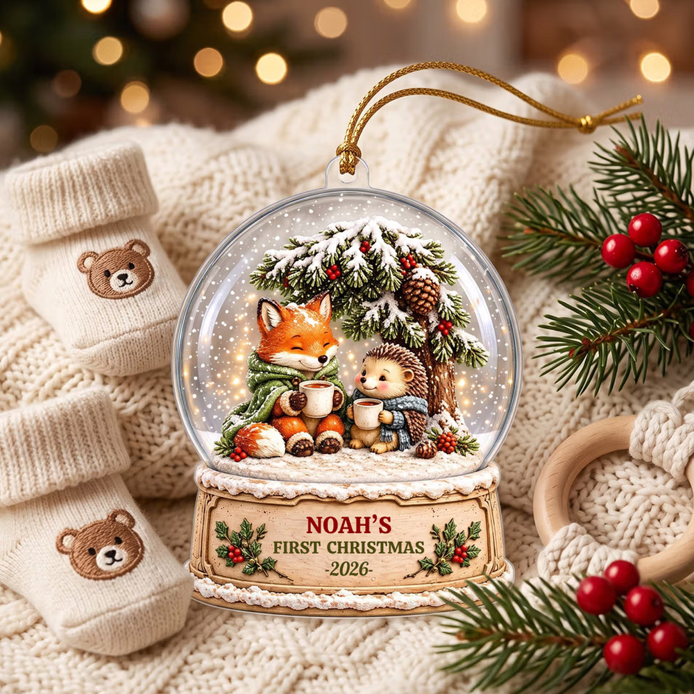 Personalized 3D-Effect Artwork Christmas Fox Hedgehog Acrylic Ornament with Name and Year Tree Decor First Christmas Gift for New Parents