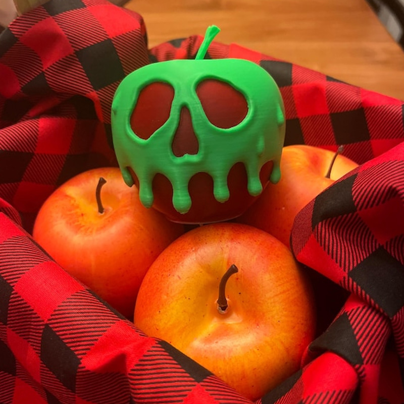 Personalized Poison Apple Candle Light Spooky Green Dripping Skull Decor Halloween Table Centerpiece Gift