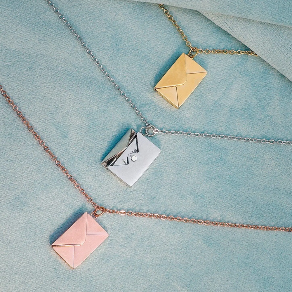 Personalized Envelope Locket Necklace Custom Engraved Text Photo Or Fingerprint Pendant Ideal For Couples And Sentimental Gifts
