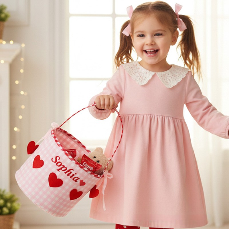 Personalized Gingham Heart Bucket Bag with Embroidered Name Birthday Valentine's Day School Exchange Gift for Kid