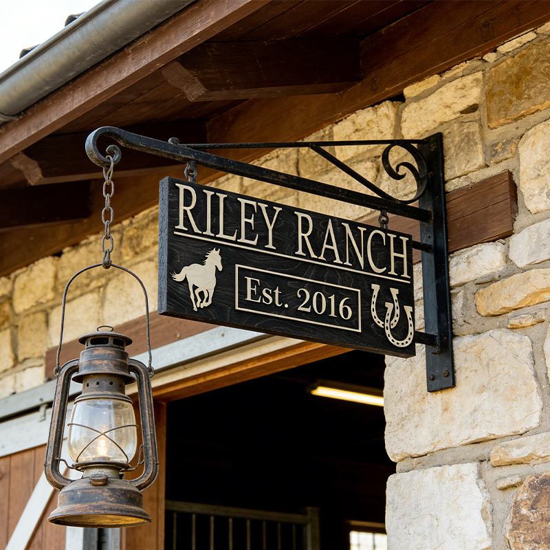 Personalized Horse Ranch Wooden Sign Custom Farm Name Sign with Horse and Horseshoe Decor for Farmhouse and Equestrian