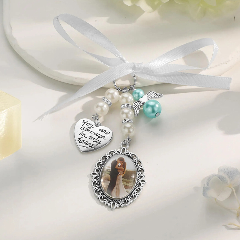 Personalized Wedding Bouquet Photo Pendant Custom Memorial Pendant for Brides Unique Bridal Keepsake to Honor Deceased Loved Ones