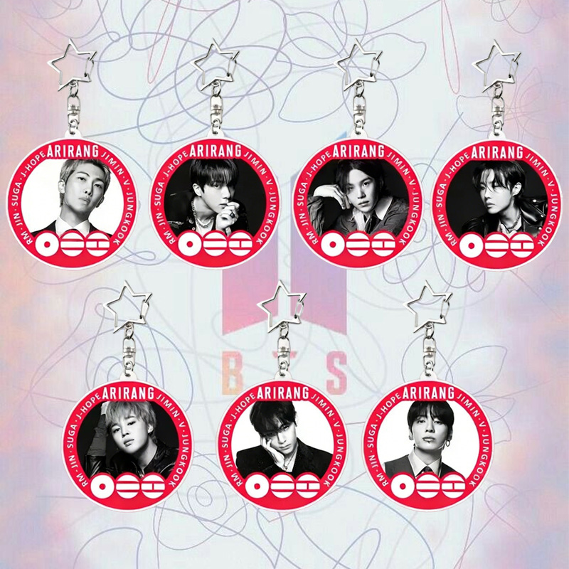 Kpop World Acrylic Logo Pendant Cute Travel Bag Charm Creative Gift for Kpop Lovers Unique Accessory Kpop Fans Keychain