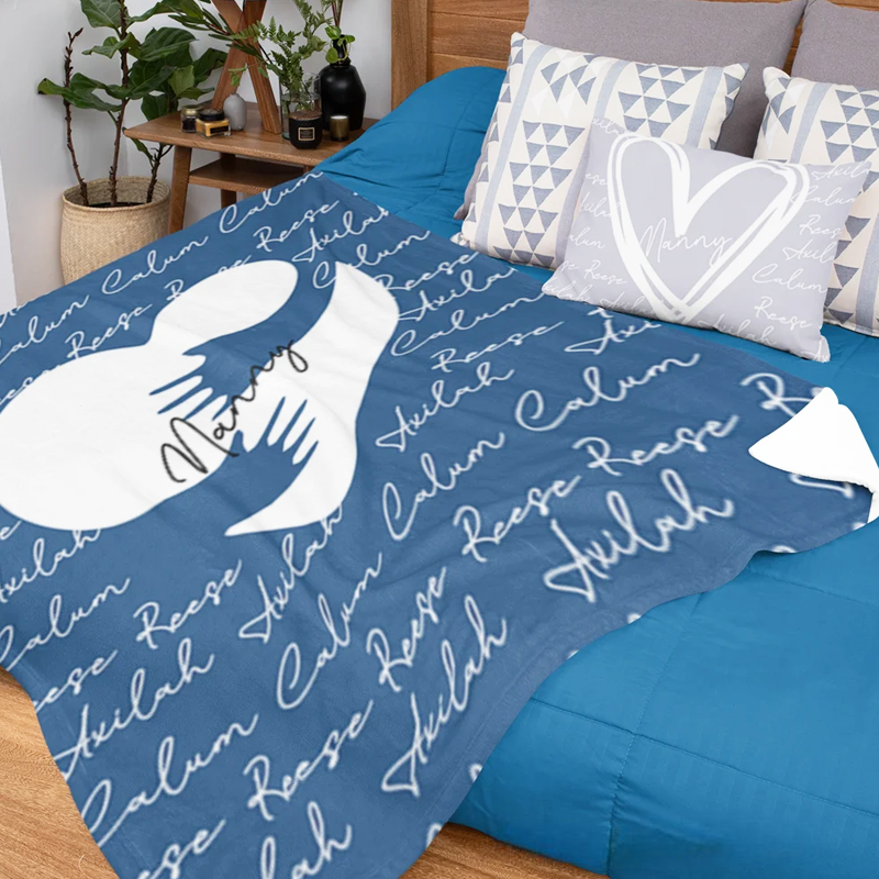 Personalized Family Name Soft Fleece Heart Design Blanket with 1-12 Names Gift for Grandparent