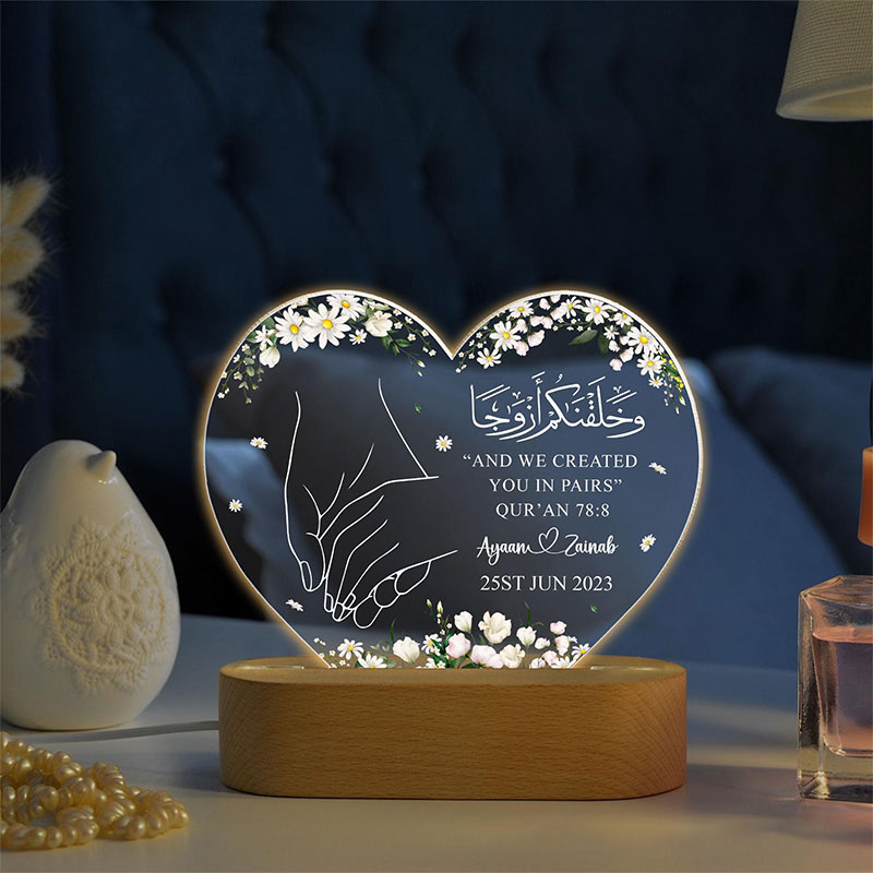 Personalized Muslim Couple Heart Shaped LED Lamp with Name Date and Wooden Base Nikah Anniversary Islamic Decor Islamic Wedding Gift with Quran Verse