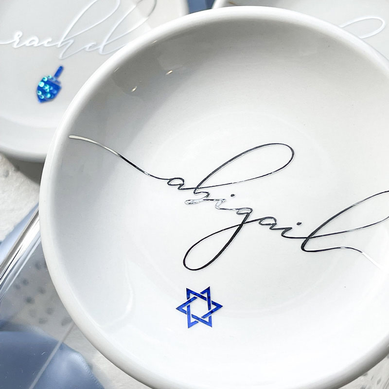 Personalized Hanukkah Ceramic Ring Dish with Custom Name Jewish Trinket Dish Dreidel and Star of David Jewelry Holder Happy Hanukkah Gift for Her
