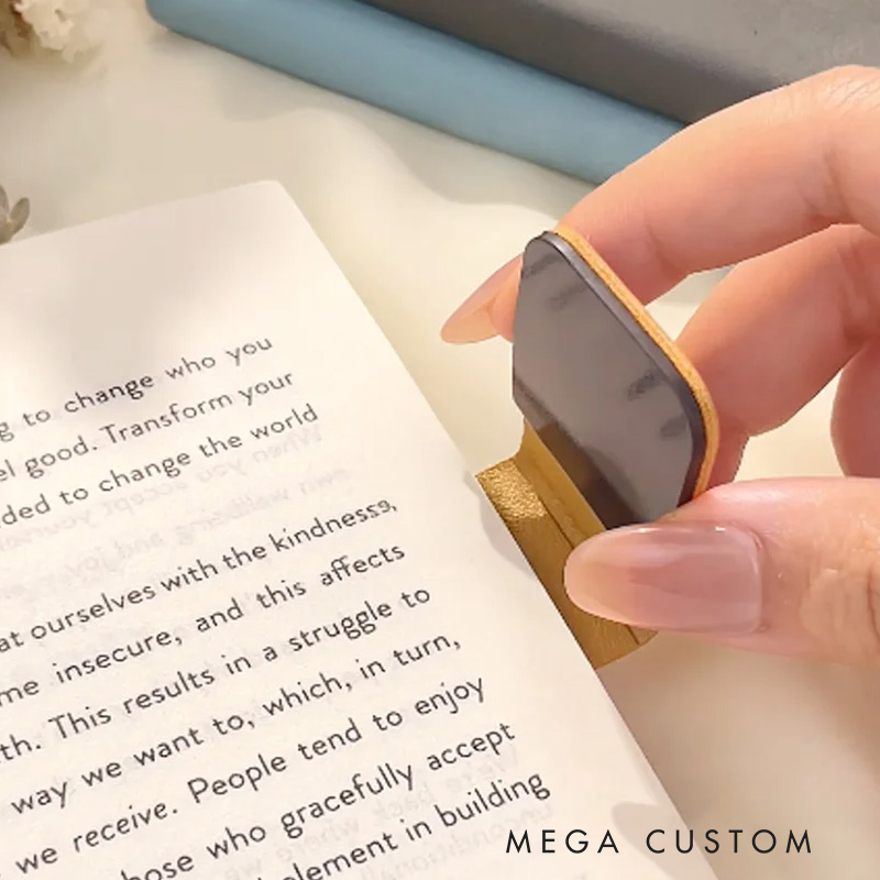 Personalized Horse and Birth Flower PU Leather Magnetic Bookmark Clip with Name Daily Use Birthday Gift for Book Lovers Riding Lovers Equestrian Lovers