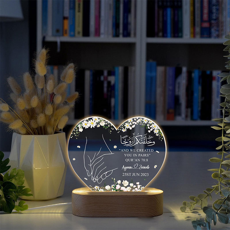 Personalized Muslim Couple Heart Shaped LED Lamp with Name Date and Wooden Base Nikah Anniversary Islamic Decor Islamic Wedding Gift with Quran Verse