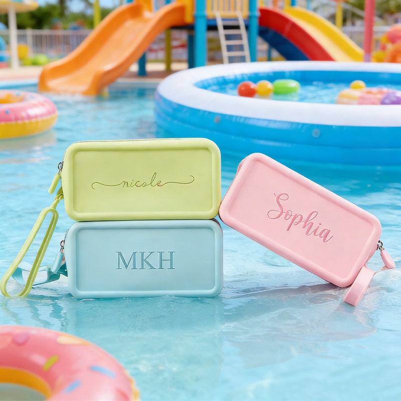Personalized Beach Makeup Bag Waterproof Beach Pouch Beach Cosmetic Bag Silicone Makeup Bag Swimming Bag 