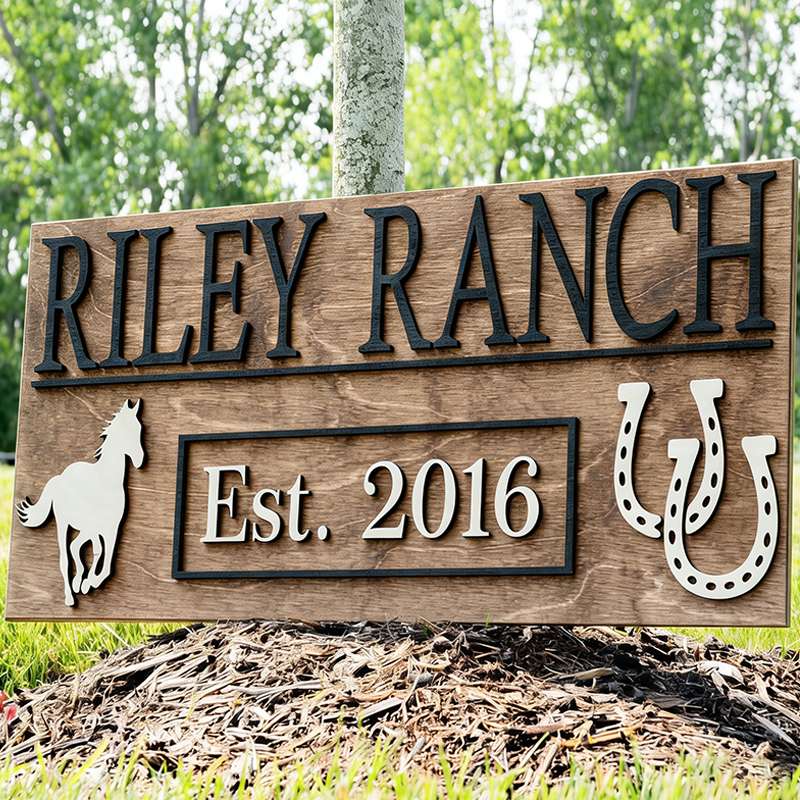 Personalized Horse Ranch Wooden Sign Custom Farm Name Sign with Horse and Horseshoe Decor for Farmhouse and Equestrian