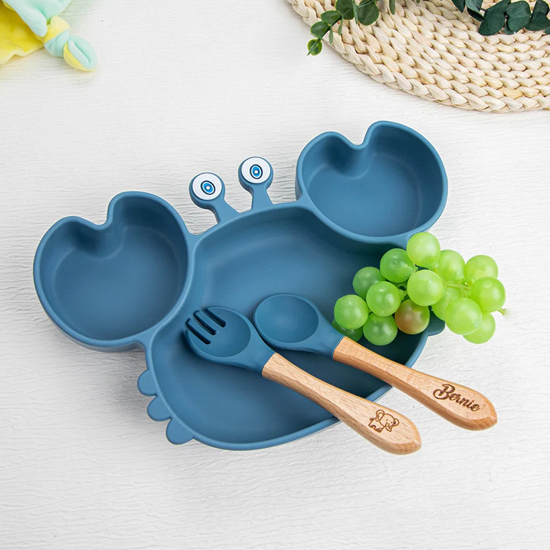 Personalized Silicone Baby Feeding Set Crab Shape Divided Plate Suction Cup Supplies for Toddler Weaning