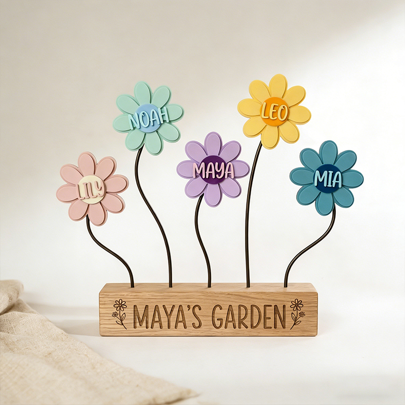 Personalized Family Flower Garden Decor  Custom Name  Wood  Sign  Gift for Mom  Grandma  Kids  Mother Day Home Table Decoration