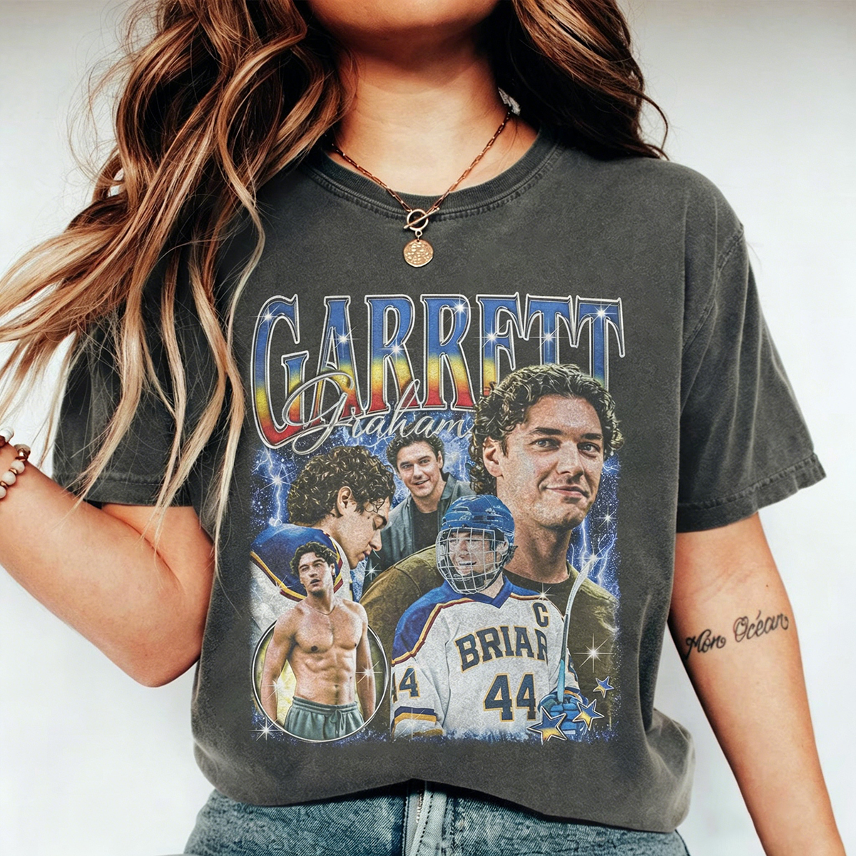 Vintage Washed T-Shirt Briar University Hockey Vintage 90s T-Shirt Hockey Romance Tee for Fans