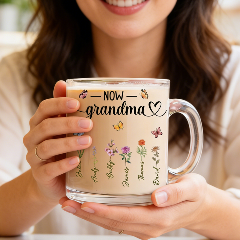 Personalized Glass Mug with Names and Flower Designs for Mom and Grandma Custom Gift for Mother’s Day or Family Occasion