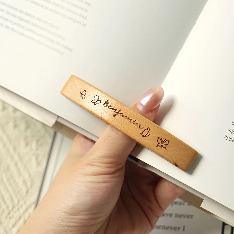 Personalized Birth Flower Wooden Thumb Book Page Holder with Engraved Name Book Accessories Birthday Gift for Book Lovers Bookworms