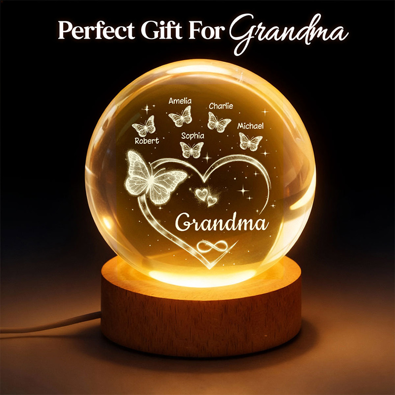 Personalized Grandma Butterfly Hearts with Grandkids' Names Crystal Ball LED Night Light Birthday Mother's Day Gift for Grandma