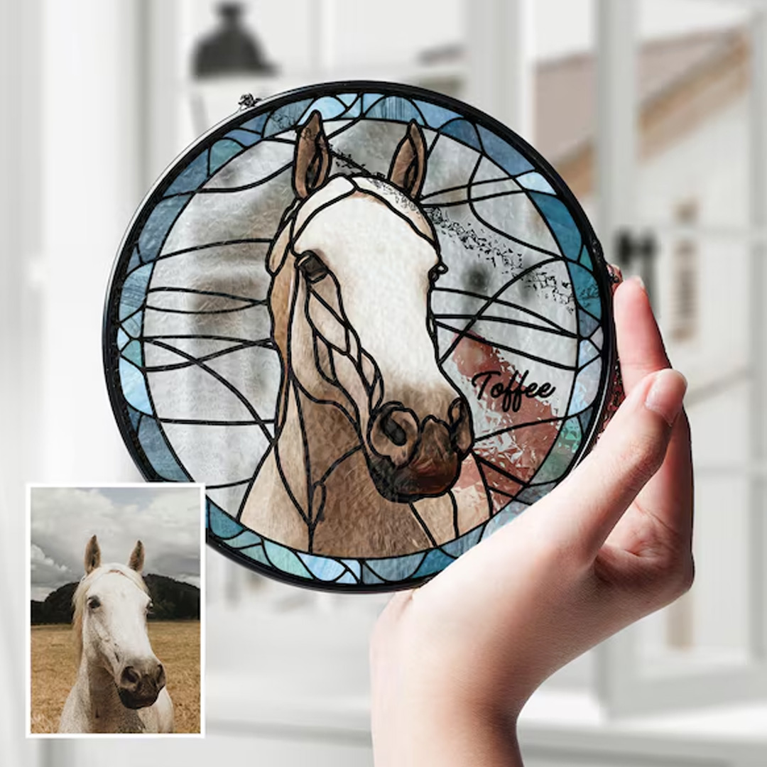 Personalized Stained Glass Horse Photo Suncatcher Ornament with Name Window Balcony Hanging Decor Birthday Gift for Horse Riding Lovers