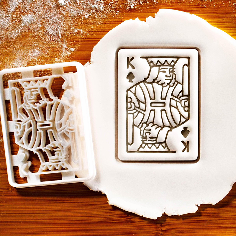 Personalized Funny Kind and Queen Play Card Cookie Cutter