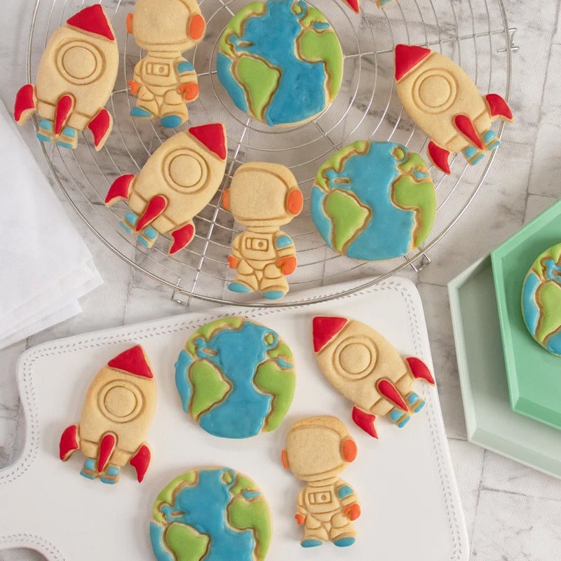 Personalized Space Rocket Cookie Cutter 3D Printed Astronaut Outer Space Galaxy Theme Baking Tool Craft Stamp for Geek Lover