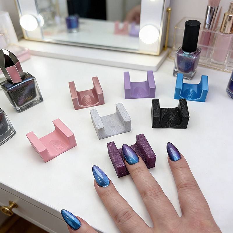 The Perfect Velvet Nail Magnetic Tool DIY 3D Velvet Nail Art Velvet Nail Hack U Magnet