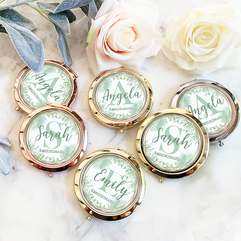 Personalized Bridesmaid Floral Wreath Mirror Custom Bride Name Compact Mirror Bachelorette Party Mirror Bridal Shower Gift for Her