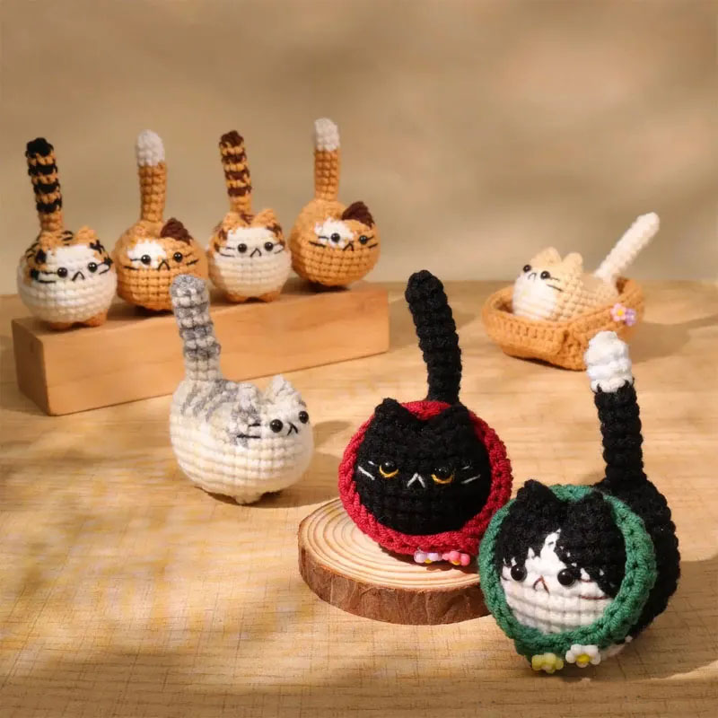 Personalized Crochet Mini Cat Keychain Crochet Cat Stuffed Animal Cute Gift for Cat Lovers Keychain