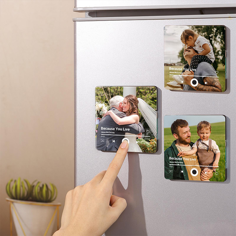 Personalized Music Fridge Magnet Custom Family Photo & Music Fridge Magnet Play Whole Song Music Box Voicemail Keepsake Birthday Christmas Gift for Family
