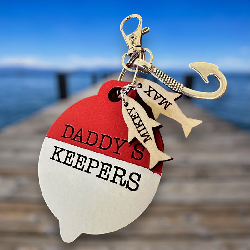 Personalized Daddy's Keepers Fishing Keychain Custom Wooden Bobber Engraved Fish Charms for Dad Birthday Gift for Him