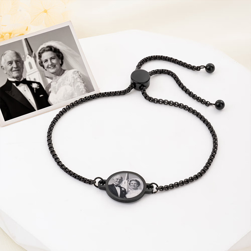 Personalized Heat-Activated Hidden Photo Adjustable Bracelet with Engraved Text Memorable Birthday Anniversary Gift for Dad Mom Grandma Family Gift
