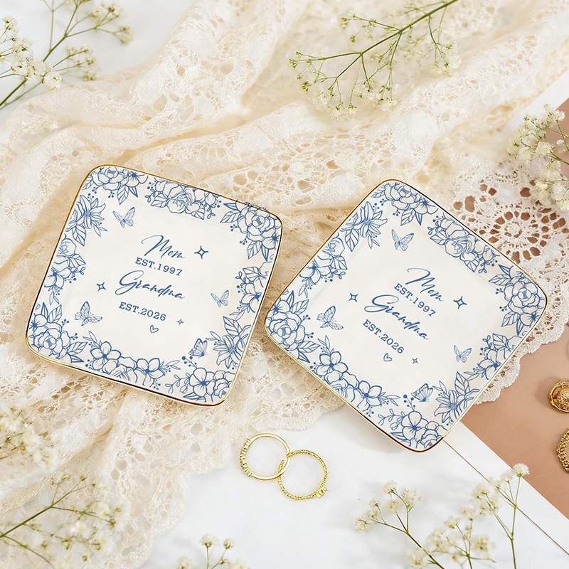 Personalized New Grandma Ring Dish First Time Grandma Gift Mothers Day Gift for Nanny Pregnancy Announcement to Grandparents