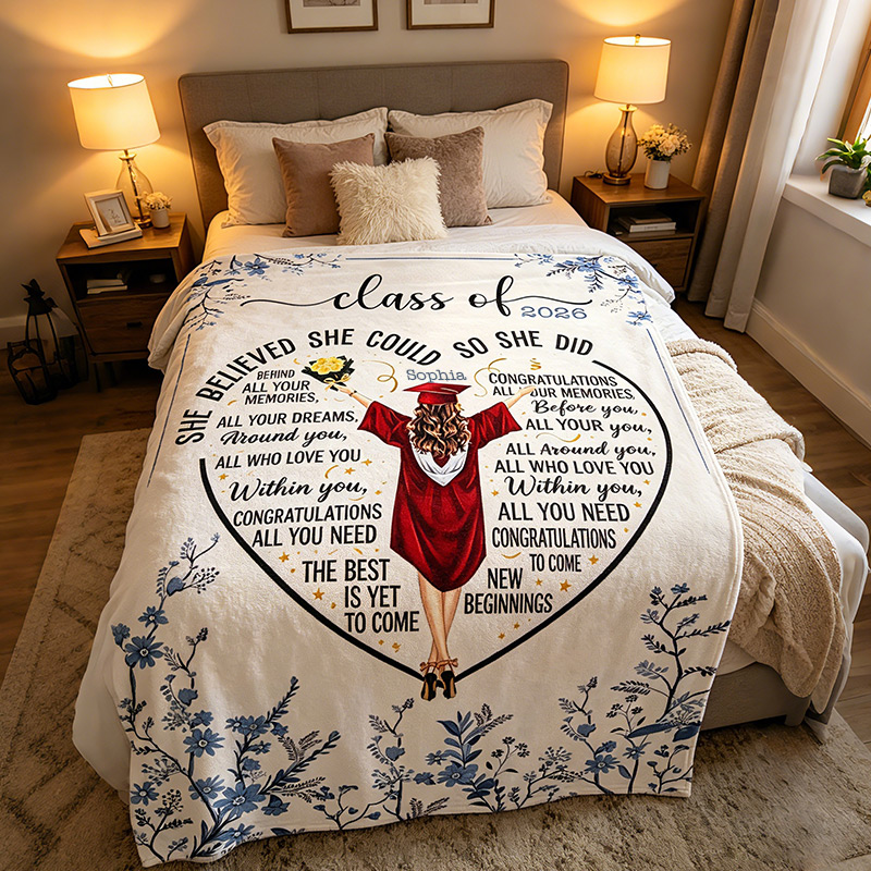 Personalized Cartoon Graduation Character Motivational Message Soft Throw Blanket with Year and Name Graduation Gift for Graduates