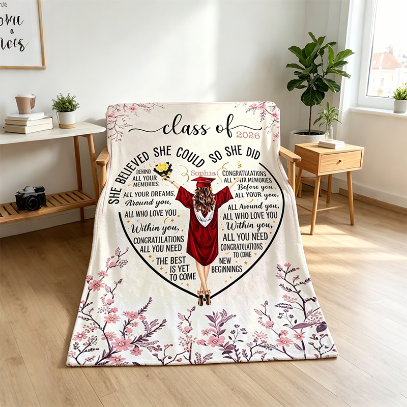 Personalized Cartoon Graduation Character Motivational Message Soft Throw Blanket with Year and Name Graduation Gift for Graduates