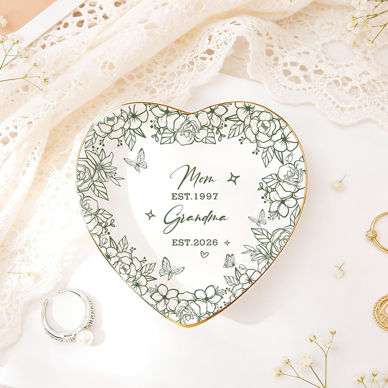 Personalized New Grandma Ring Dish First Time Grandma Gift Mothers Day Gift for Nanny Pregnancy Announcement to Grandparents