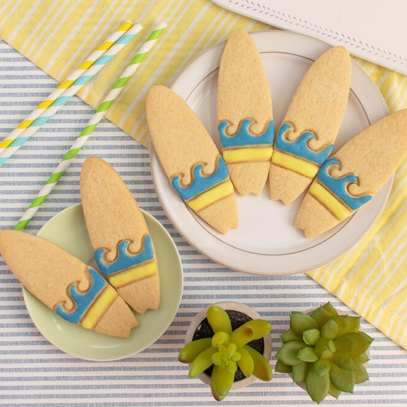 Personalized Surfboard Cookie Cutter Ocean Wave Design 3D Printed Baking Tool Beach Parties Craft Stamp for Fishing Lover