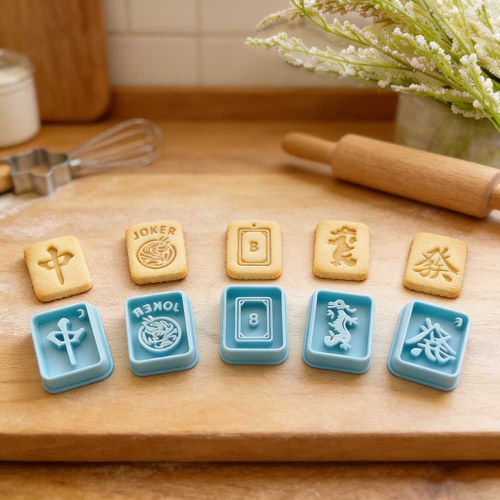 Personalized Mahjong (中發 JOKER B DRAGON) Cookie Cutter for Family Gatherings and Mahjong Lovers