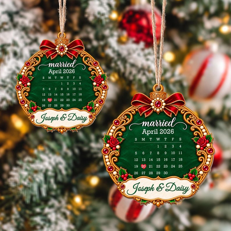 Personalized Married Calendar Ornament, First Christmas Married Gift, Custom Wedding Date Keepsake, Acrylic Ornament