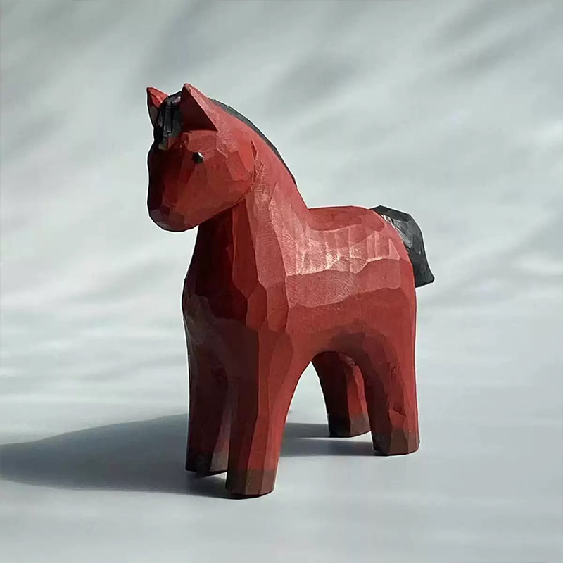 Hand-carved wooden horse, desk decoration, cute wooden farm animal figurine, handcrafted gift, minimalist decoration for office bookshelves
