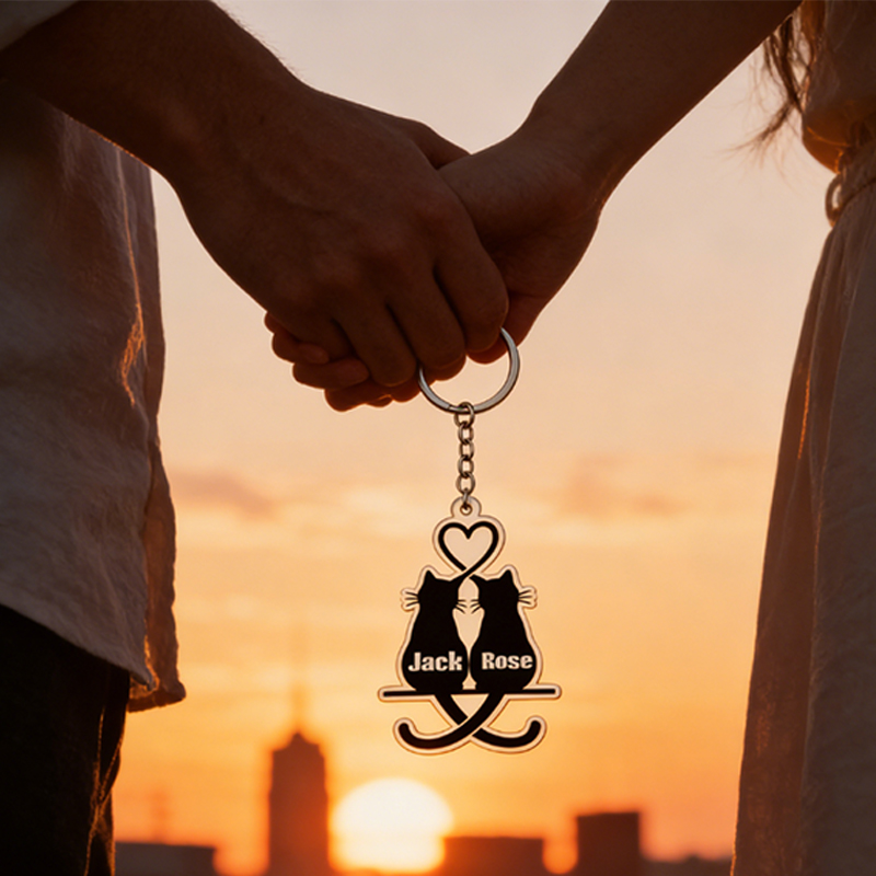 Personalized Snuggling Cats Keychain Couple Silhouette Engraved Key Ring Cute Gift for Couples Valentine's Day Present