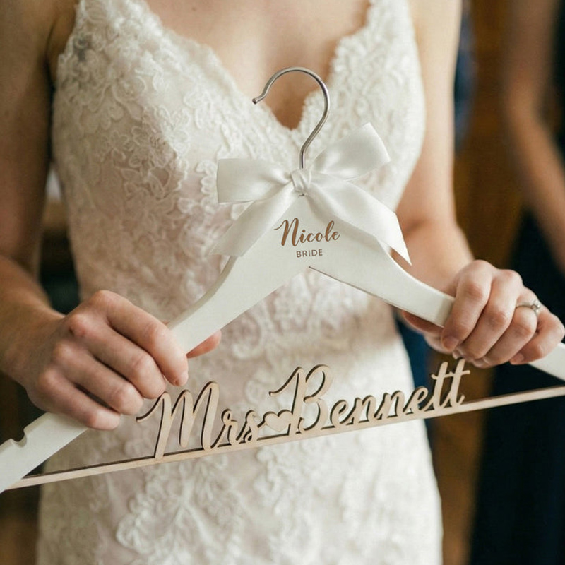 Personalized Wedding Dress Hangers Custom Bride Name Hanger for Wedding Dress Gift for Bridal