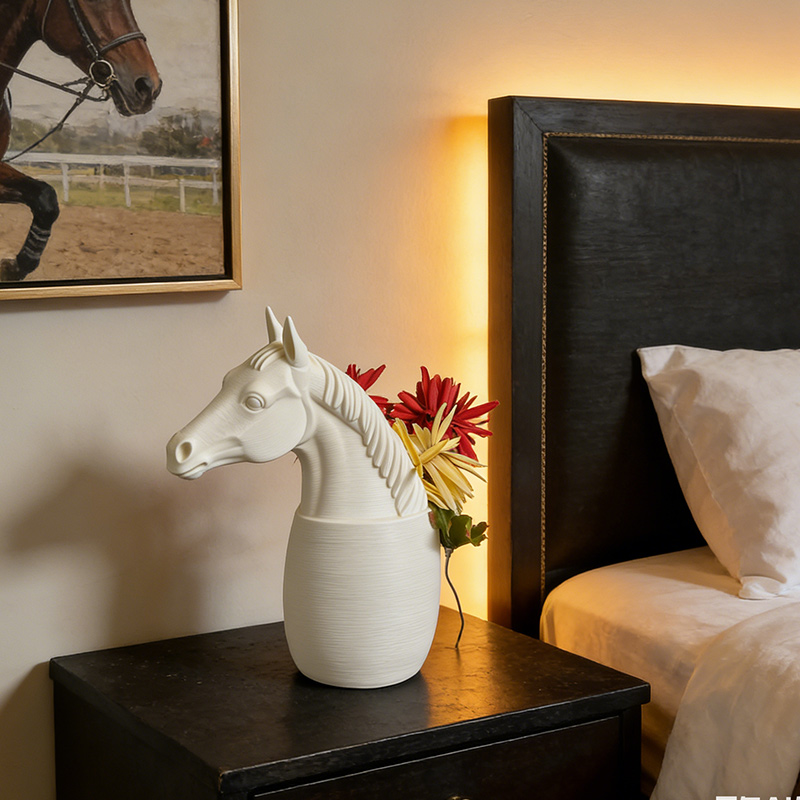 Personalized Horse-Head Vase 3D-Printed Horse-Themed Vase for Equestrian Enthusiasts