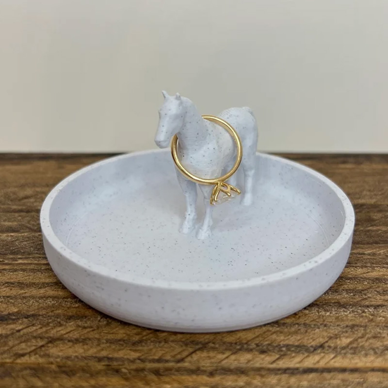 Personalized Coloring Available 3D Printing Horse Ring Dish Horse Ring Holder Night Stand Gift for Equestrian Riding Lovers