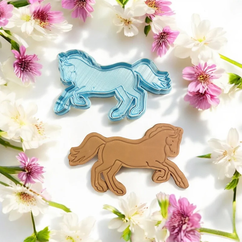 Personalized Galloping Horse Cookie Cutter Gift For Horse Lover Barn Owner Cutter 3D Printed Baking Supplies Fondant Tool Craft Stamp for Equestrian Lover