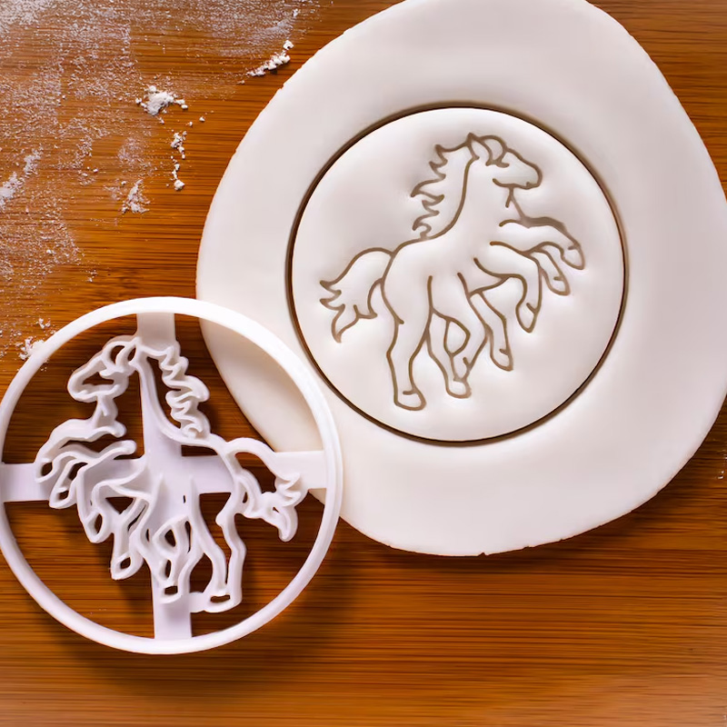 Personalized Knight on Horse Cookie Cutter Gift For Horse Lover Barn Owner Cutter 3D Printed Baking Supplies Fondant Tool Craft Stamp for Equestrian Lover