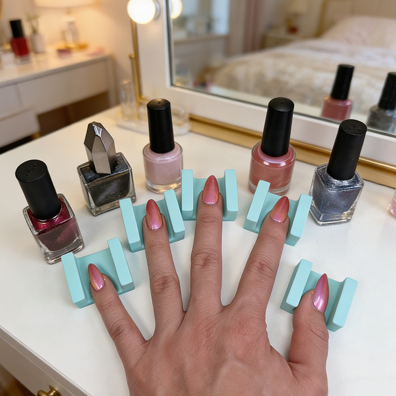 The Perfect Velvet Nail Magnetic Tool DIY 3D Velvet Nail Art Velvet Nail Hack U Magnet