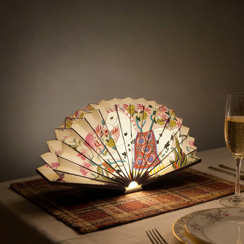 Personalized Horse Paper Flower Lamp for Unique Home Decor Night Light Floral Decor Gift for Equestrian Riding Lovers